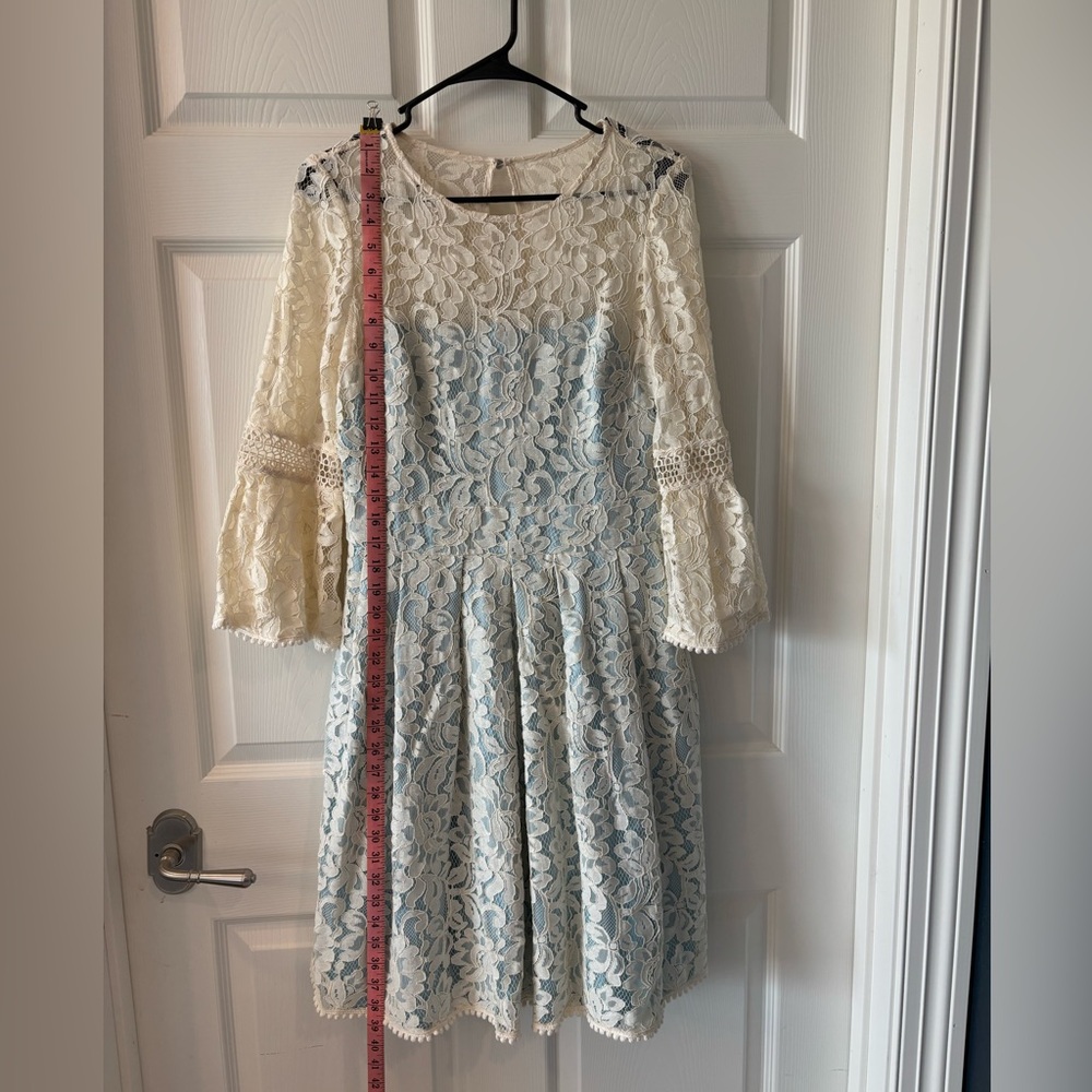 Eliza J Cream and Blue Lace Dress Size 8